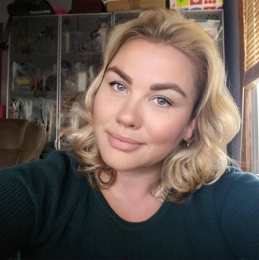 Meet your Posher, Maria